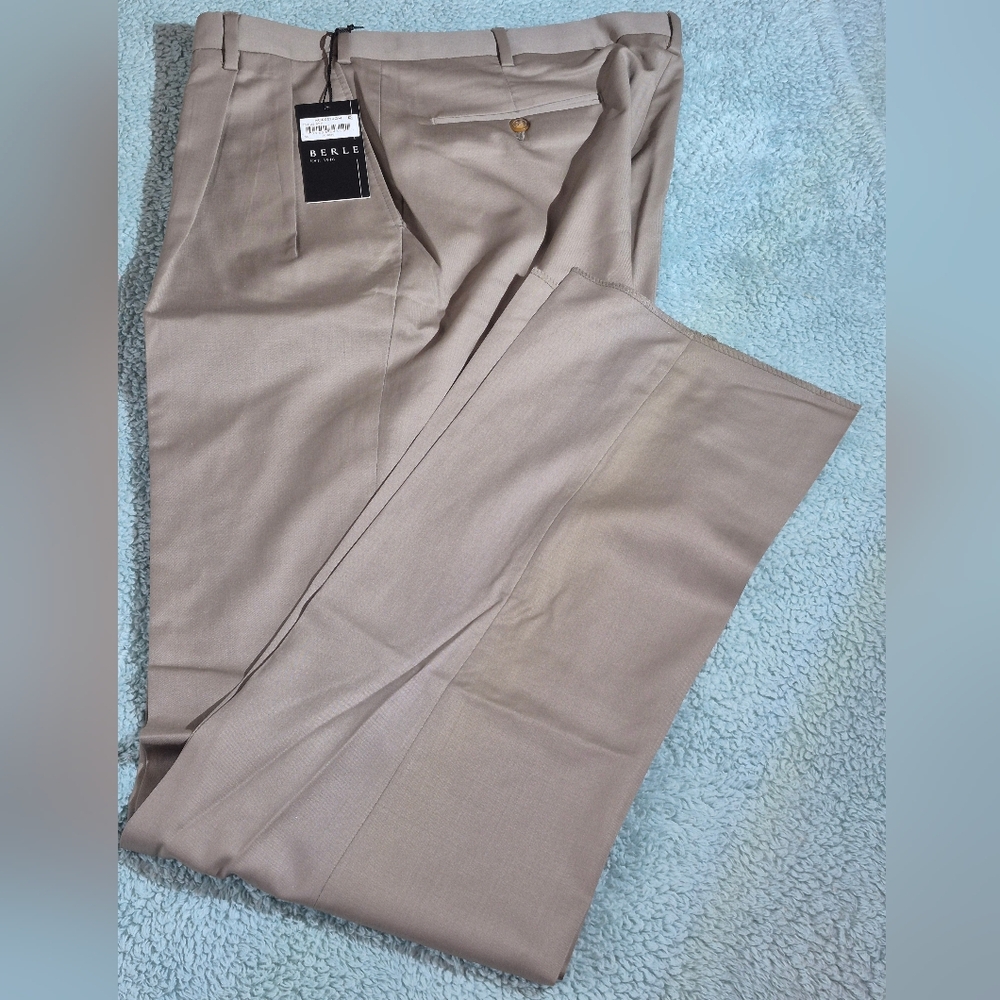BERLE From Nordstrom NWT Men's Trousers In Tobacco.   A